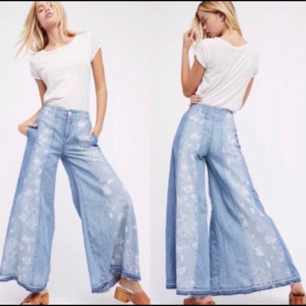 We The Free People Luna Extreme Flare